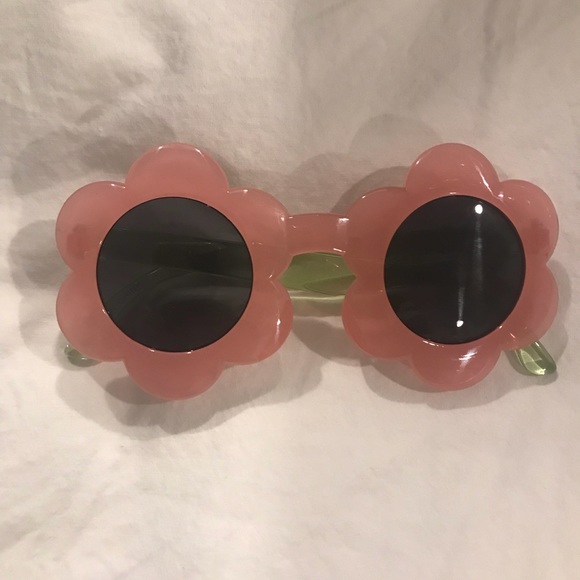 baby daisy sunglasses